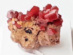 Vanadinita cristales rojo inte