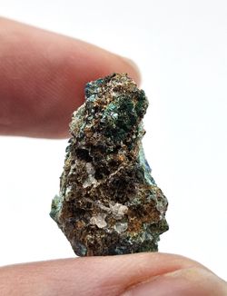 Veszelyita cristales en geoda