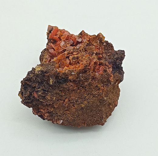 Wulfenita de cristales naranja intenso
